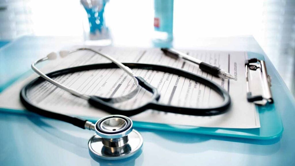 les médecins et les dentistes