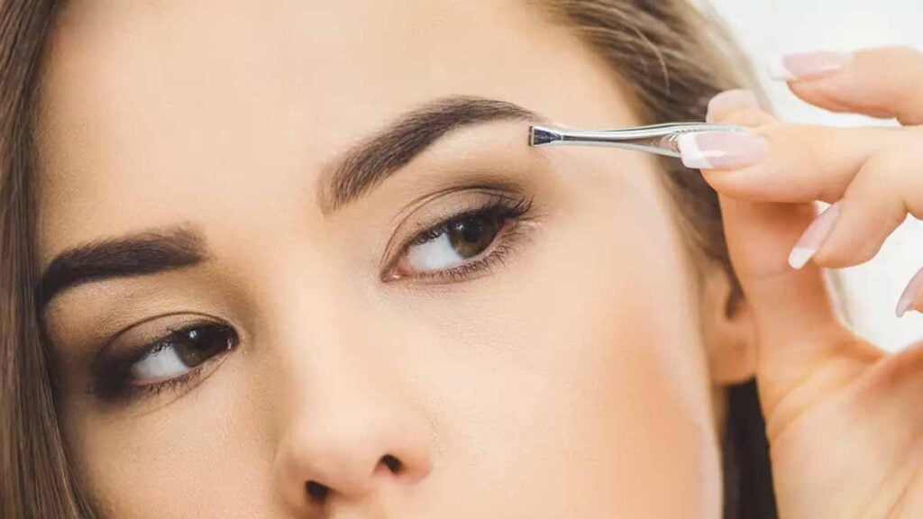 faire pousser vos sourcils